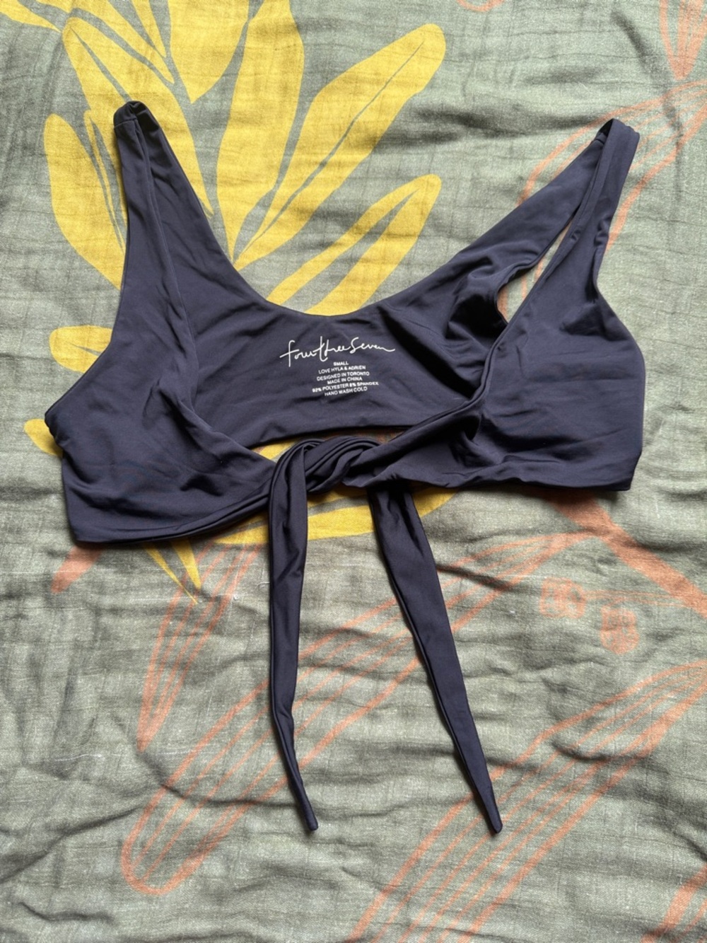 437 black Kenzie Bikini Top